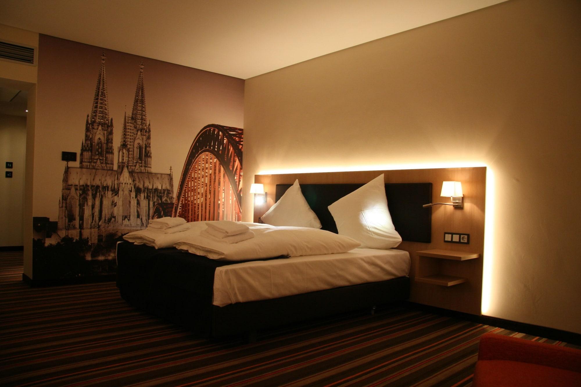 Hotel Fortune Кёльн Экстерьер фото