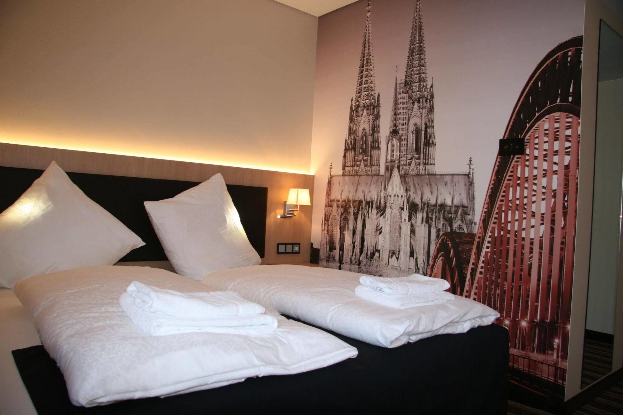 Hotel Fortune Кёльн Экстерьер фото